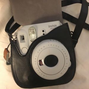 Fuji Instax Mini 9 w/ case